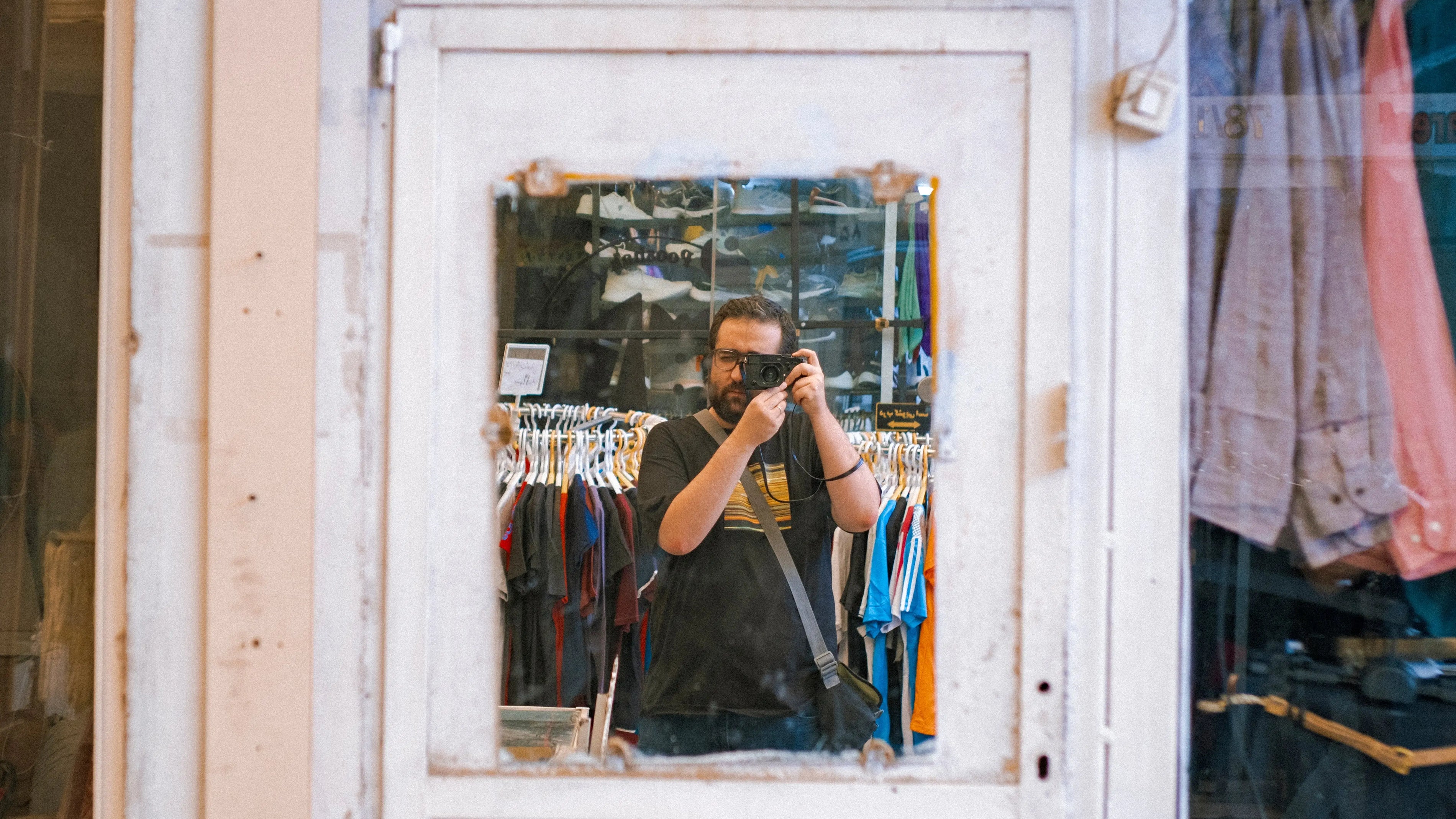 Interview with Amirhossein Darafsheh: Exploring Street Photography and the Simera 35mm f/1.4 - Thypoch